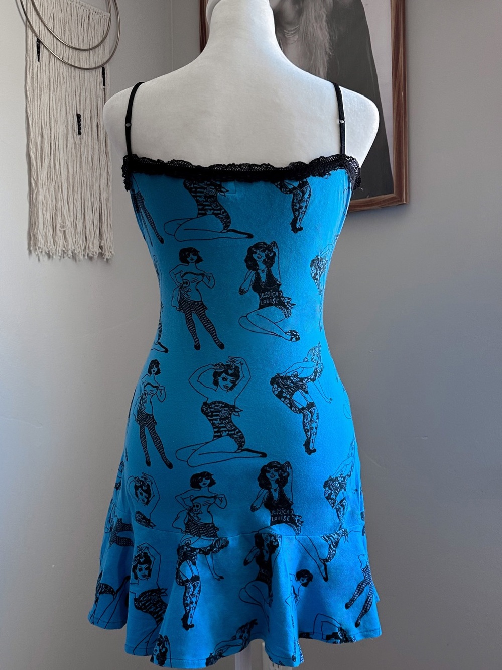 Jessica Louise Pinup Slip Dress - Picture 2 of 4